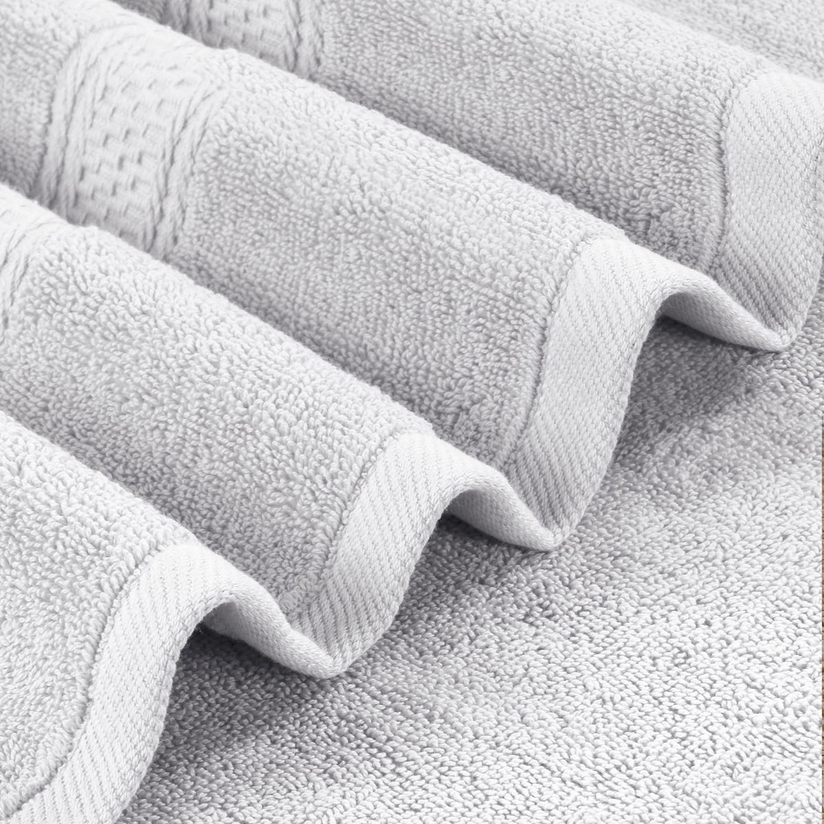 4 Pack Premium Bath Towels (4 Count)