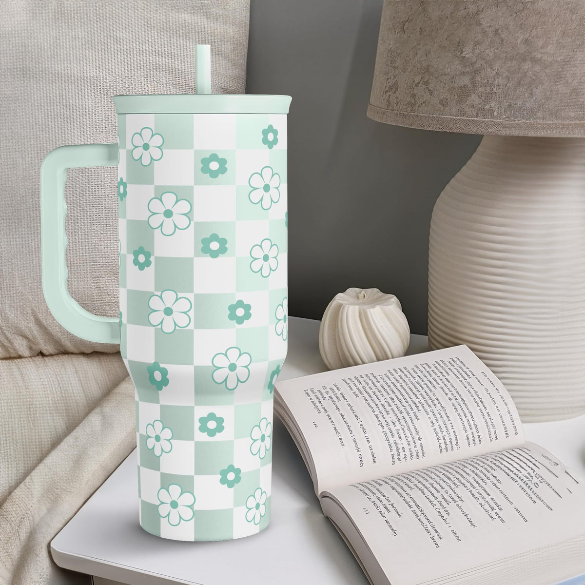 40oz Daisy Flower Tumbler with Handle and Straw