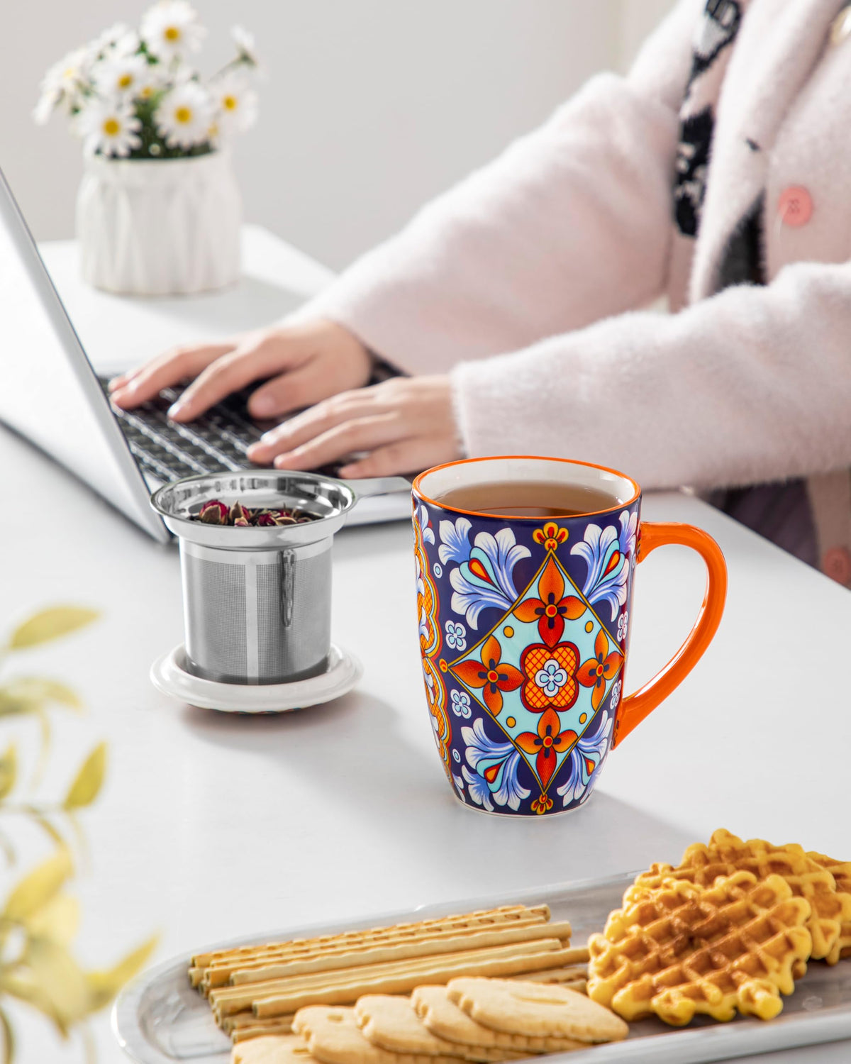 Ceramic Tea Mug with Infuser and Lid