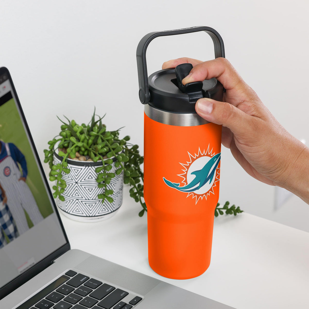 Miami Dolphins NFL 30 oz Straw Tumbler