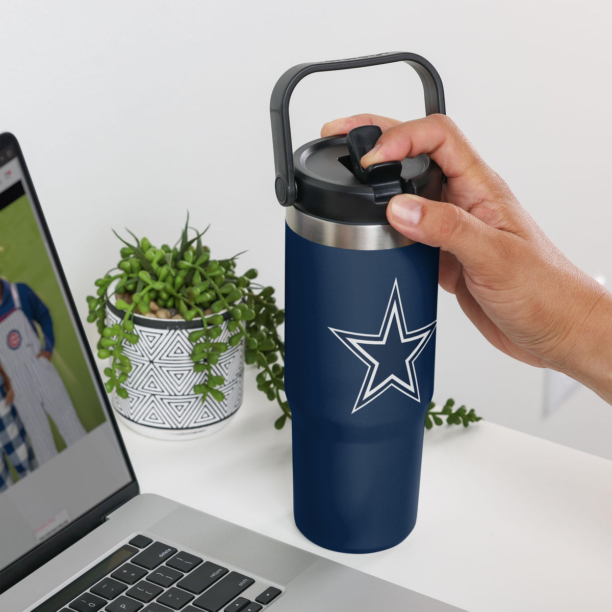 Dallas Cowboys NFL 30 oz Straw Tumbler