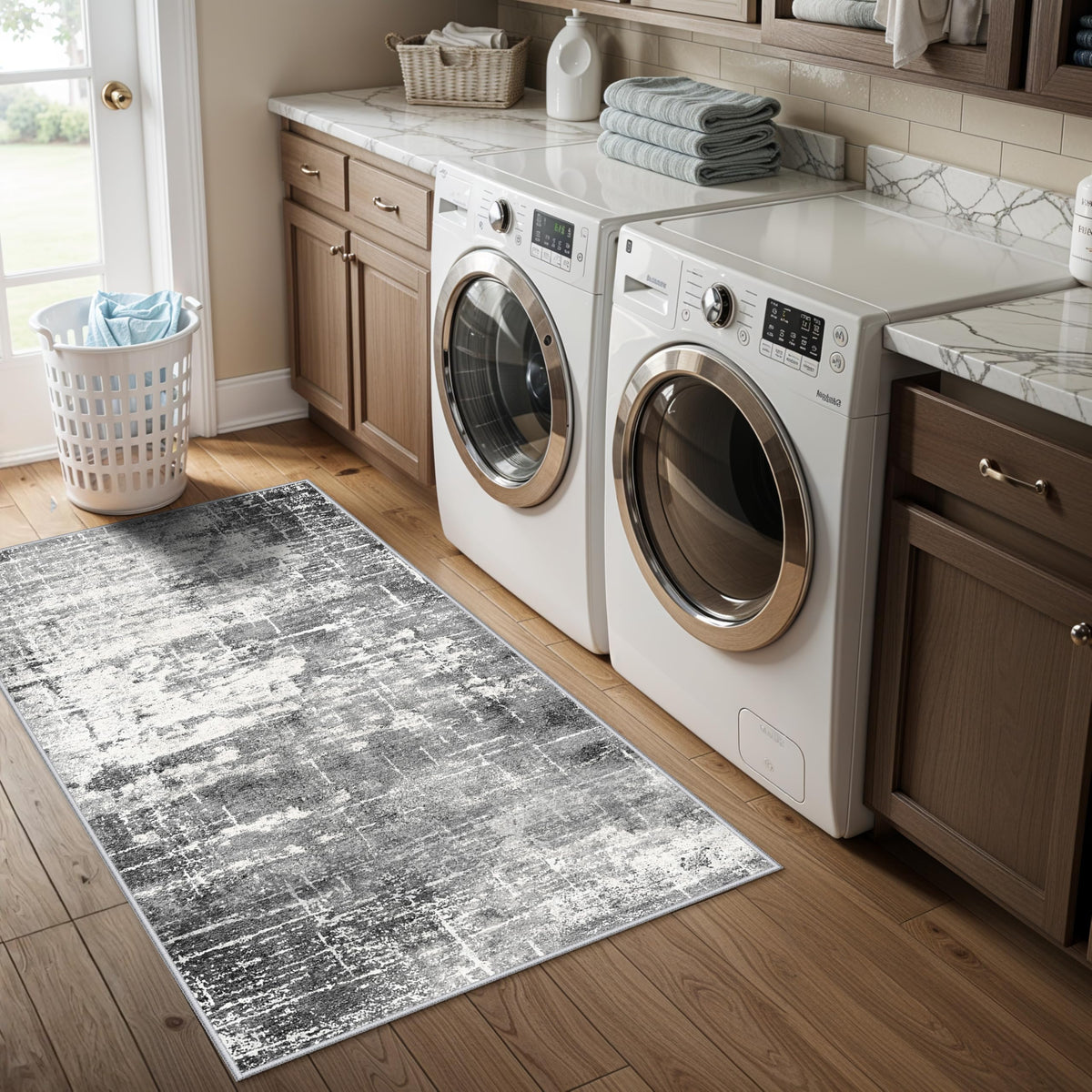 Abstract 2x4 Entryway Area Rugs (8 Sq Ft)